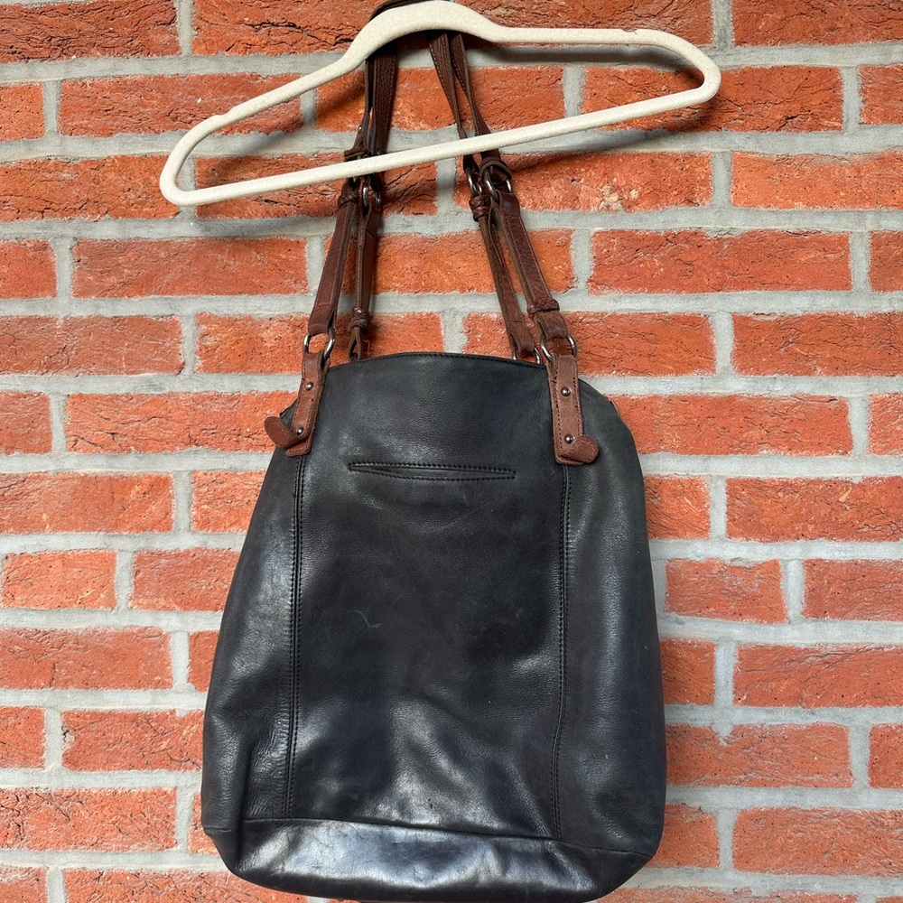 The Sak Vintage Black Leather Tote Bag
